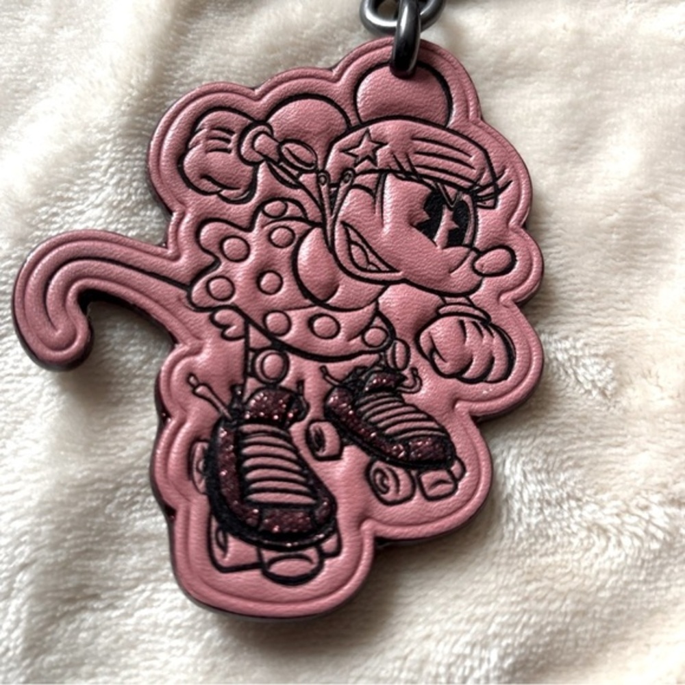 COACH X DISNEY MINNIE MOUSE ROLLER SKATING PINK BAG CHARM KEYCHAIN